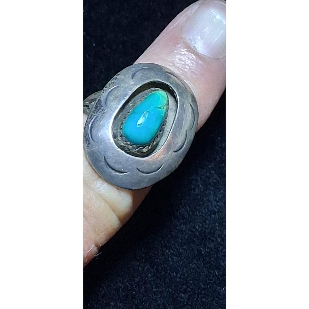 Vintage Navajo Sterling Silver Turquoise Ring Crescent Moon Shadow Boxing